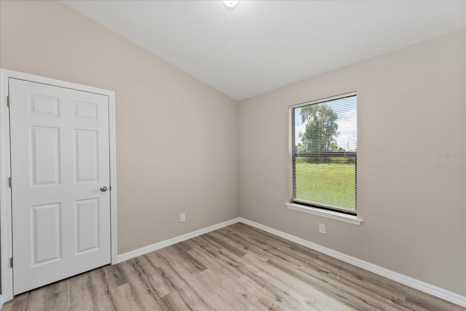 2710 70th St W Property Photo 18