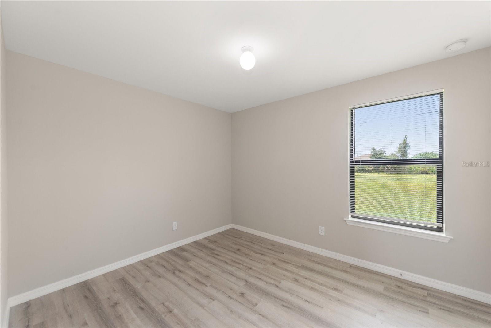 2710 70th St W Property Photo 21