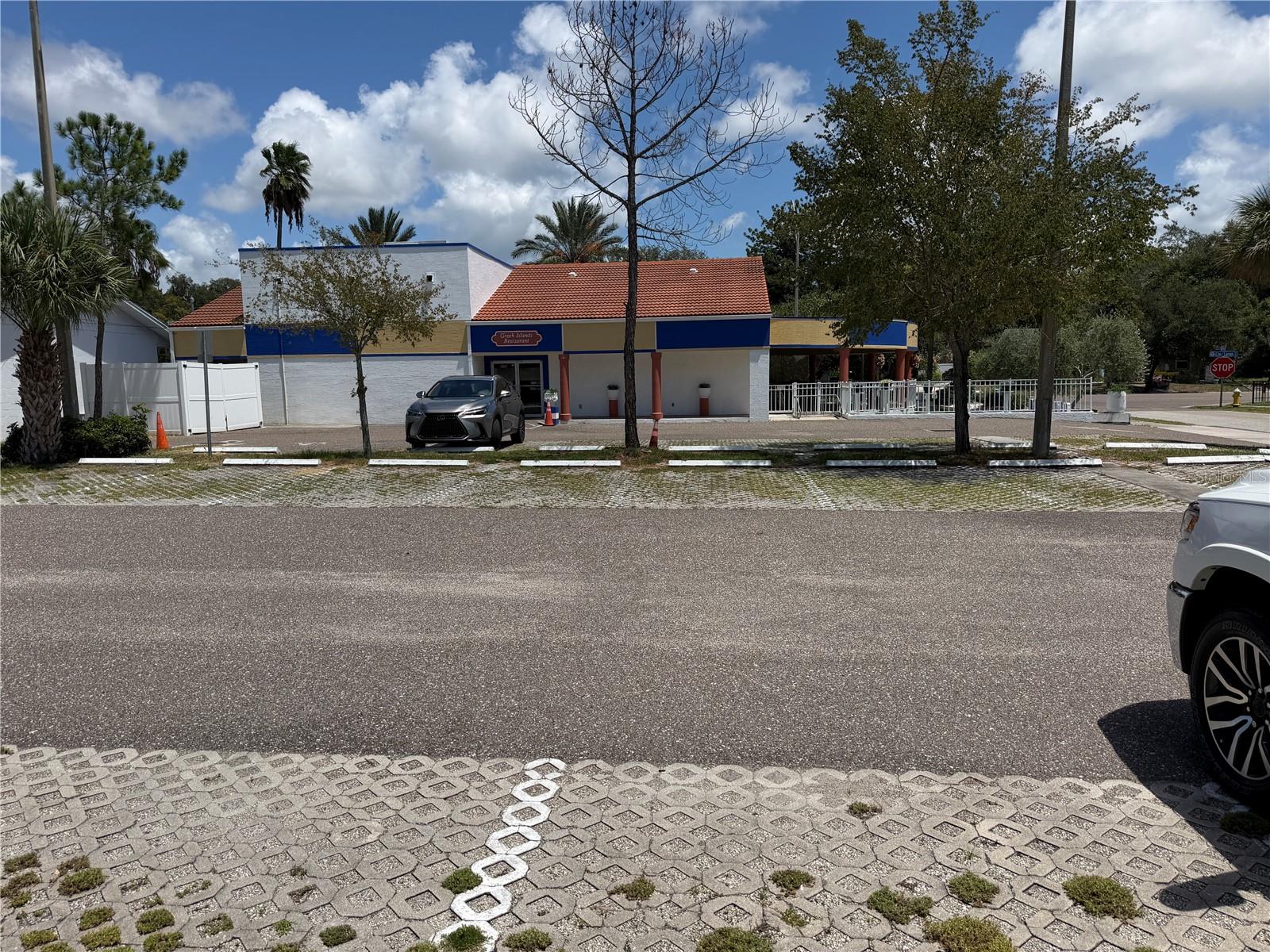 1501 Clearwater Largo Rd N Property Photo 10