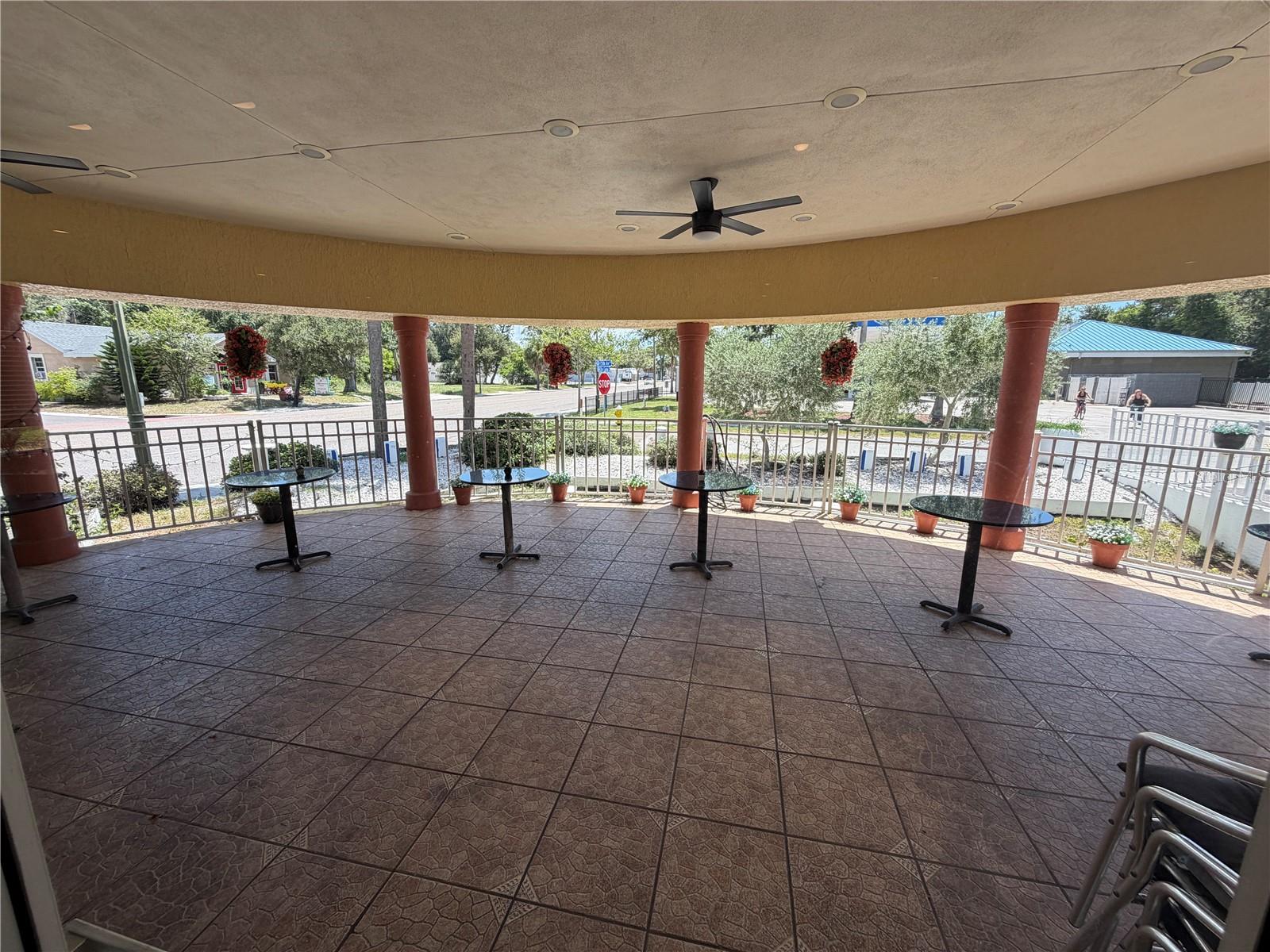 1501 Clearwater Largo Rd N Property Photo 22
