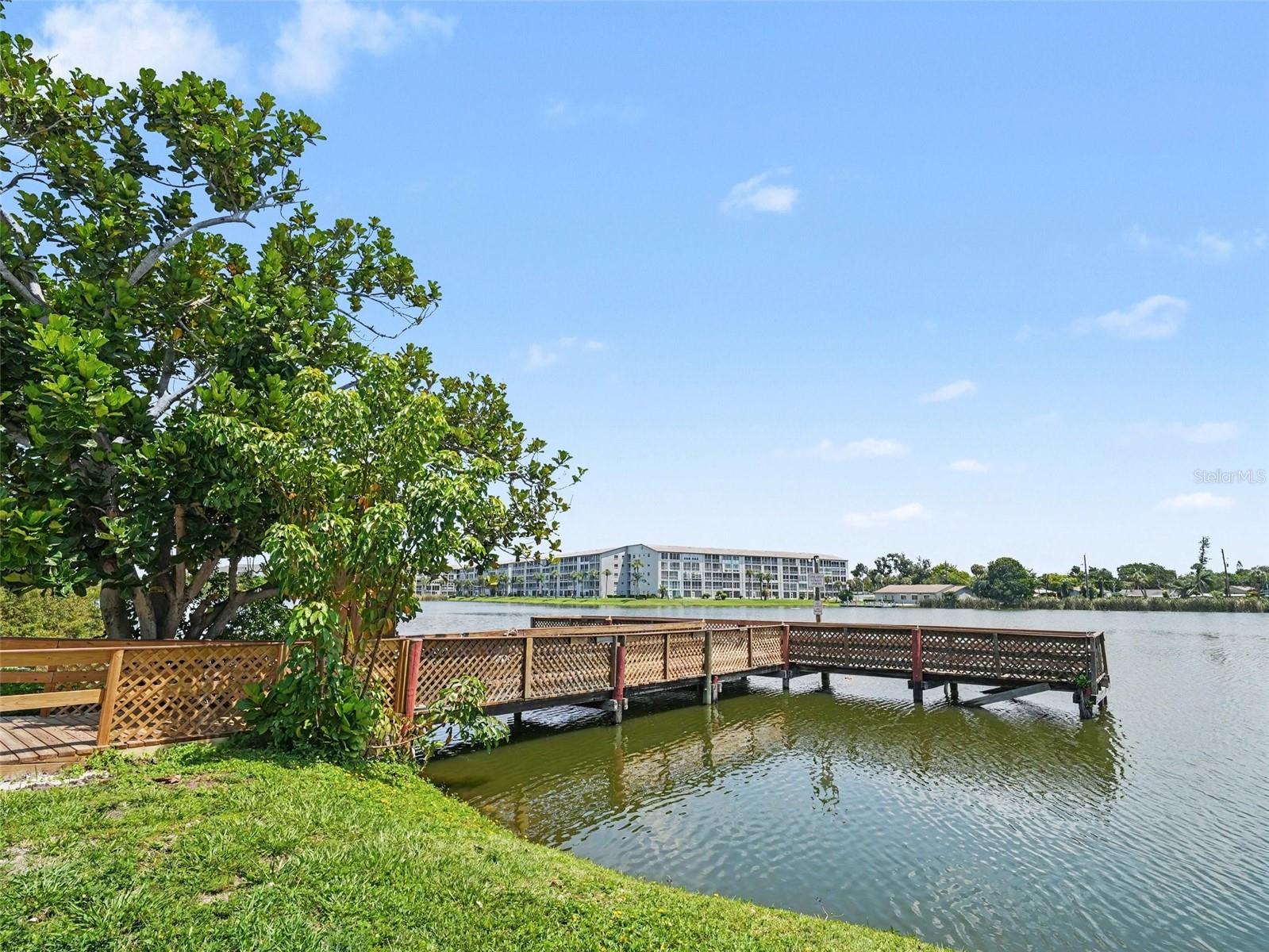 4023 Lake Bayshore Dr #112 Property Photo 2
