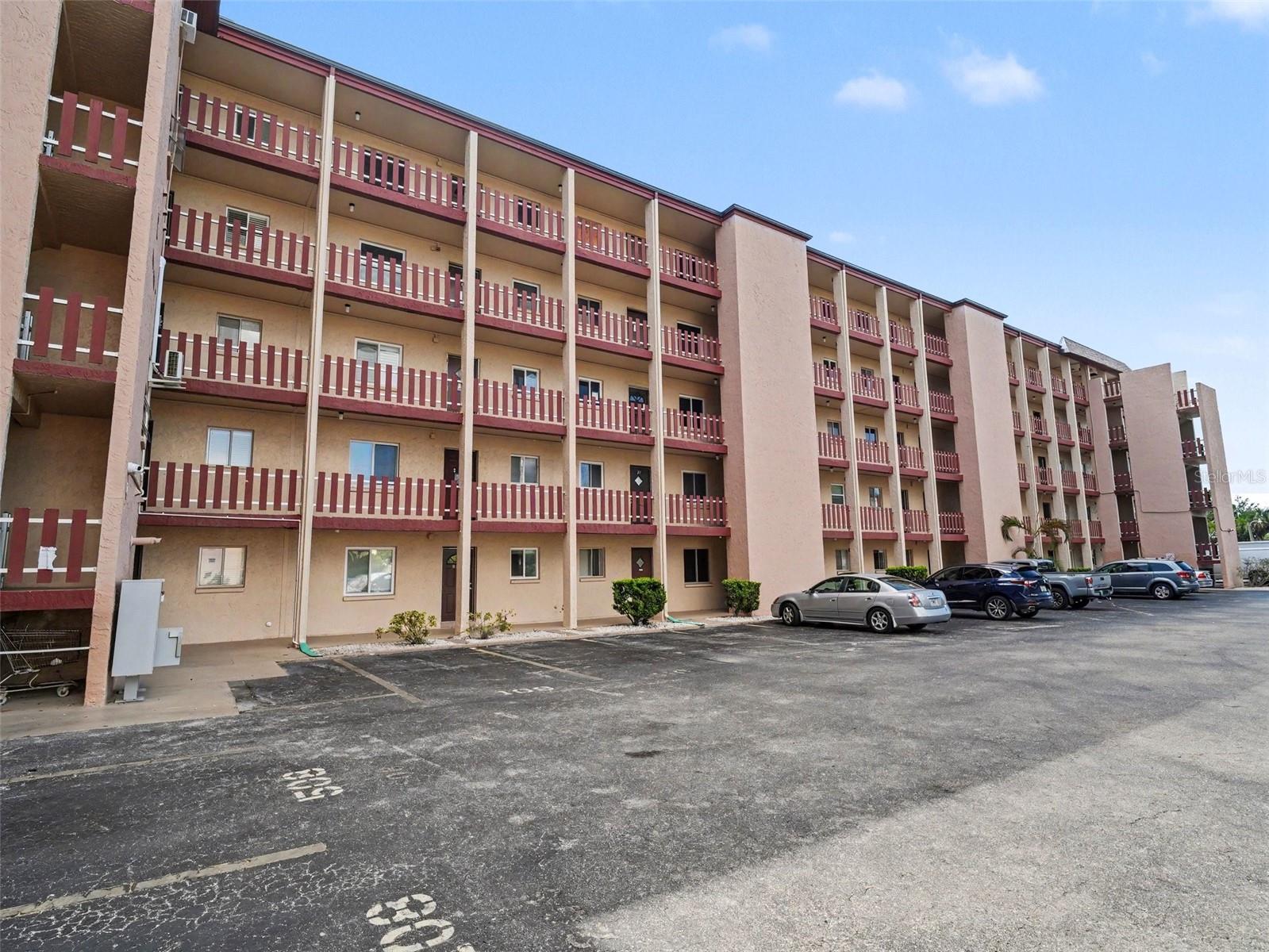 4023 Lake Bayshore Dr #112 Property Photo 6