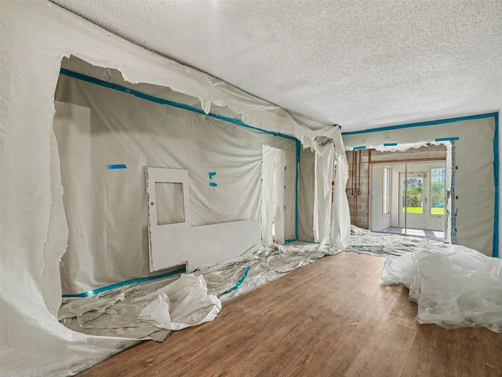 4023 Lake Bayshore Dr #112 Property Photo 10