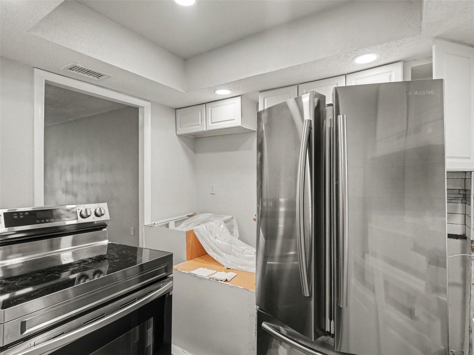 4023 Lake Bayshore Dr #112 Property Photo 18