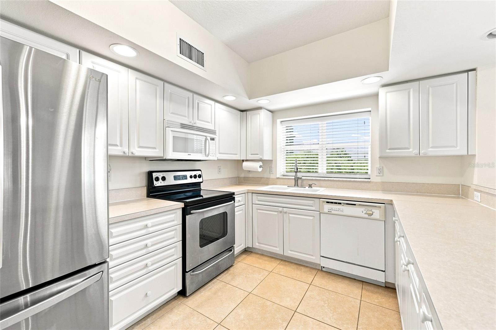 1200 Country Club Dr #4201 Property Photo 12