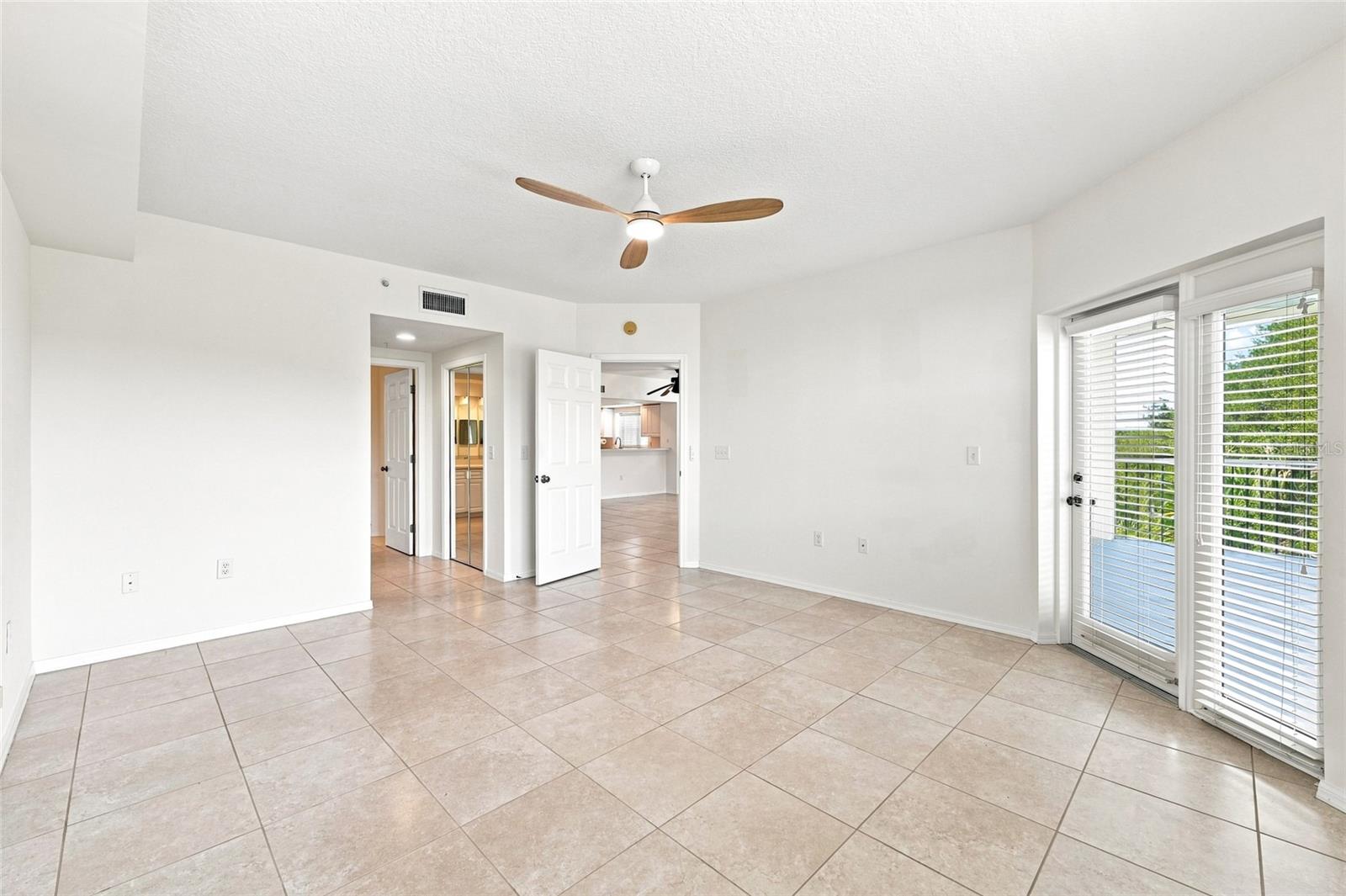 1200 Country Club Dr #4201 Property Photo 18