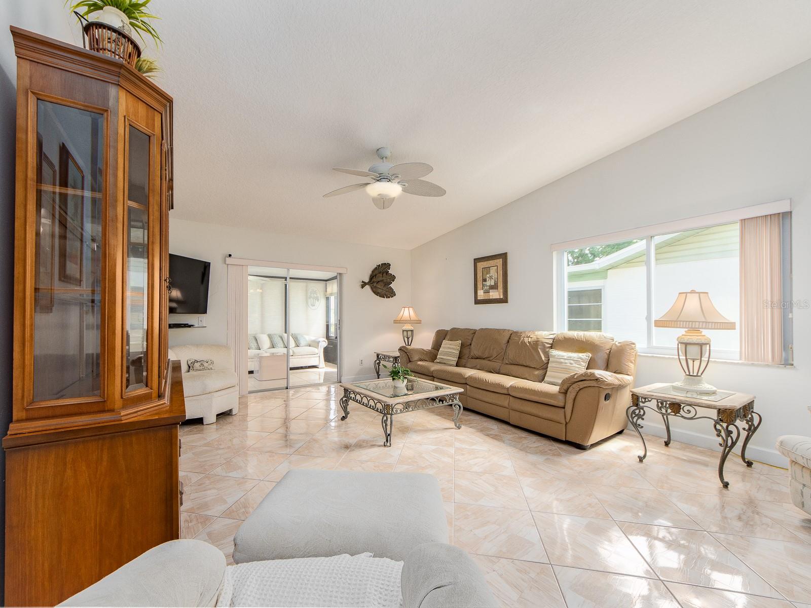 3253 Mcmath Dr Property Photo 10