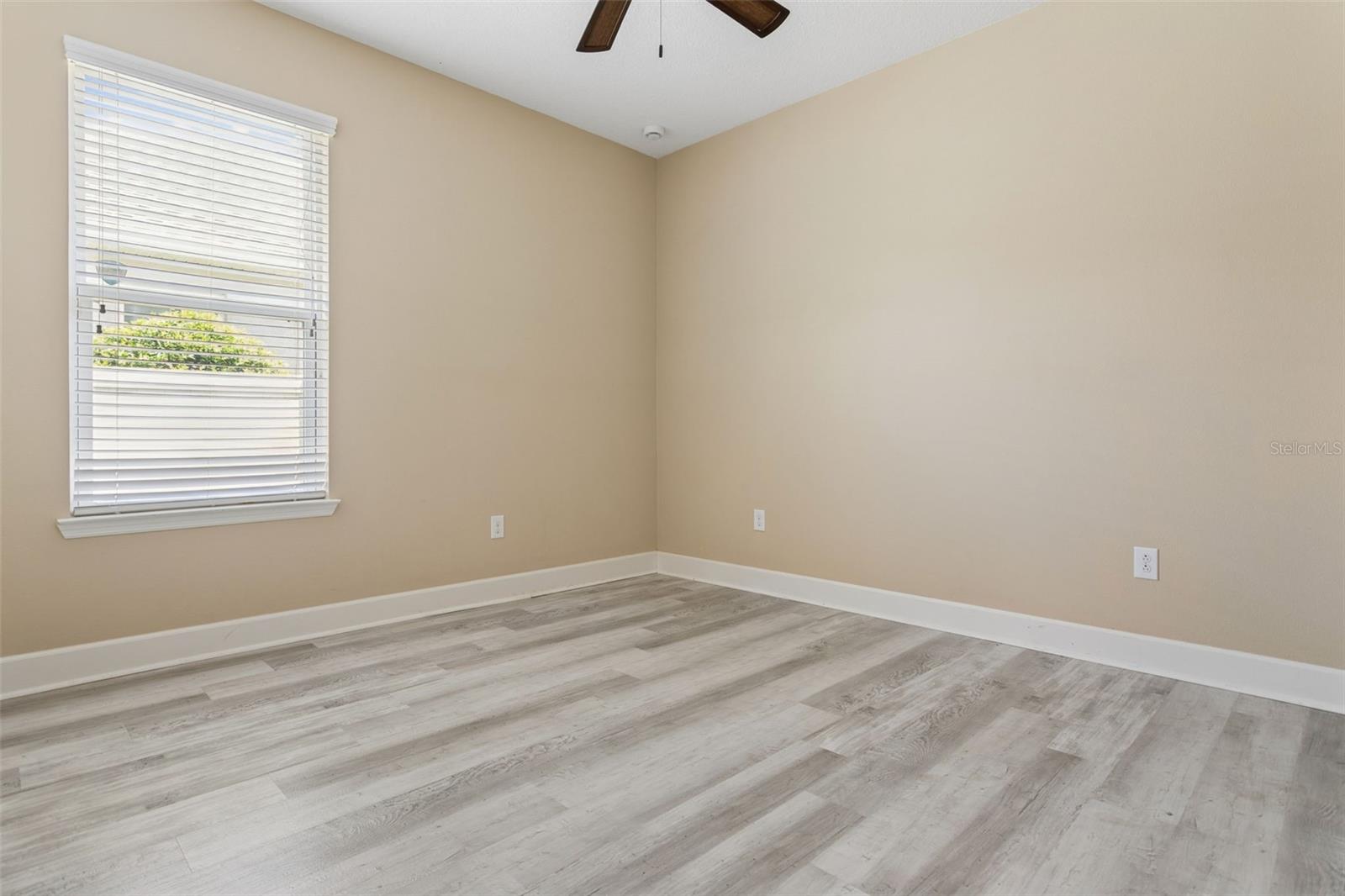 1737 Virginia Willow Dr Property Photo 32
