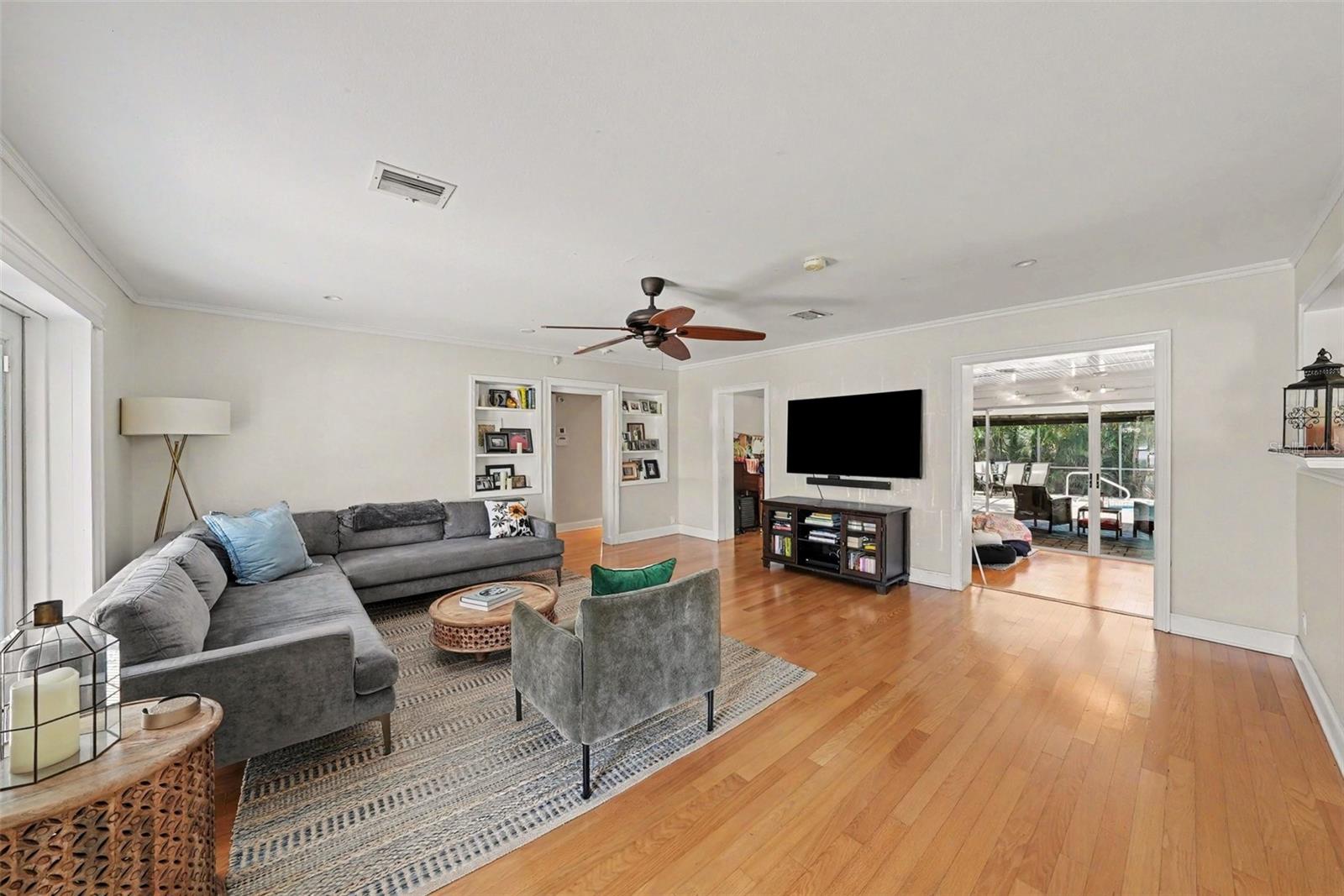 3601 W Empedrado St Property Photo 5