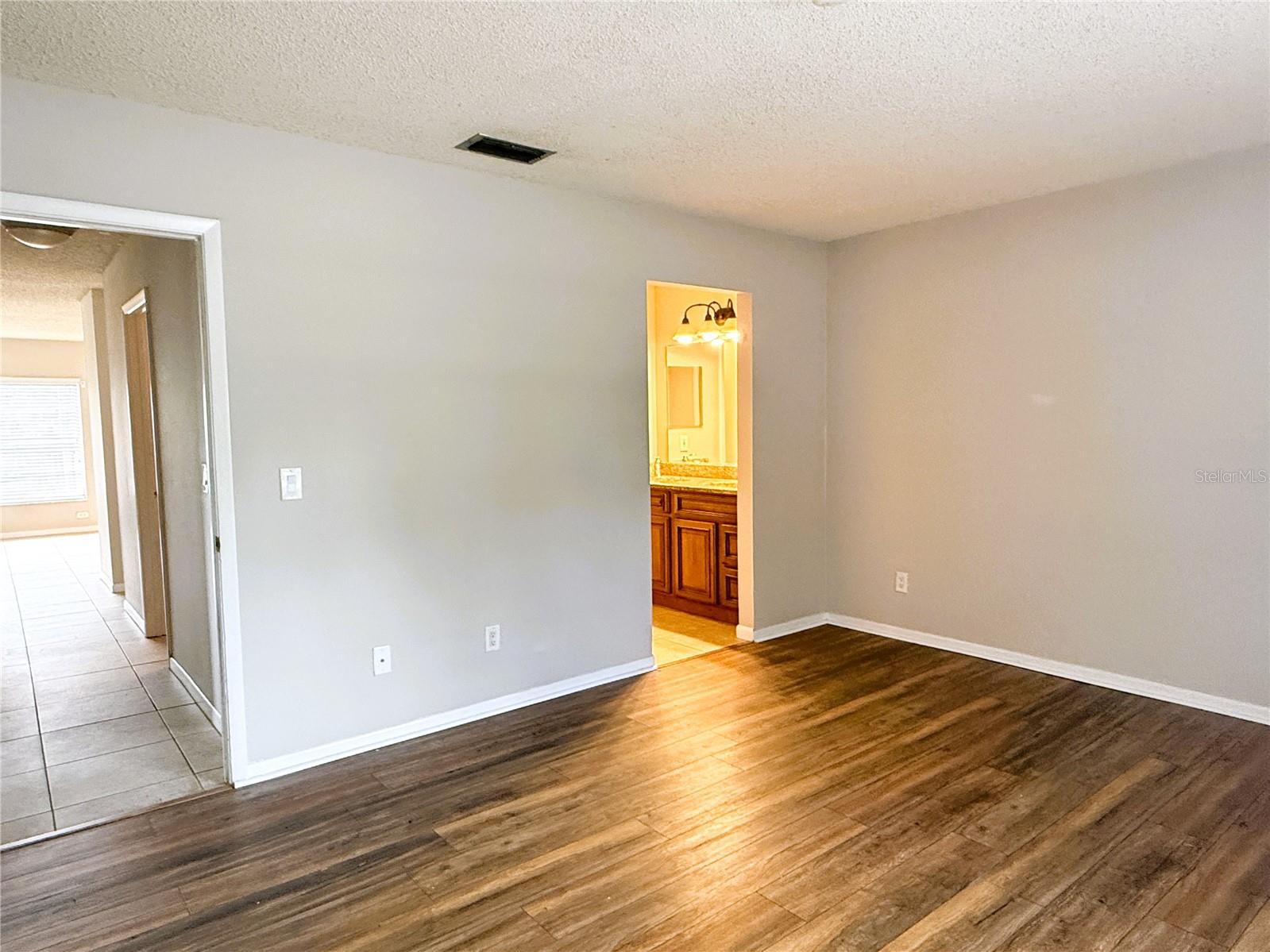 15502 Morning Dr Property Photo 9