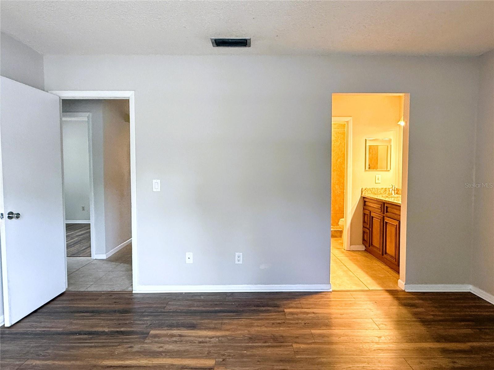 15502 Morning Dr Property Photo 11