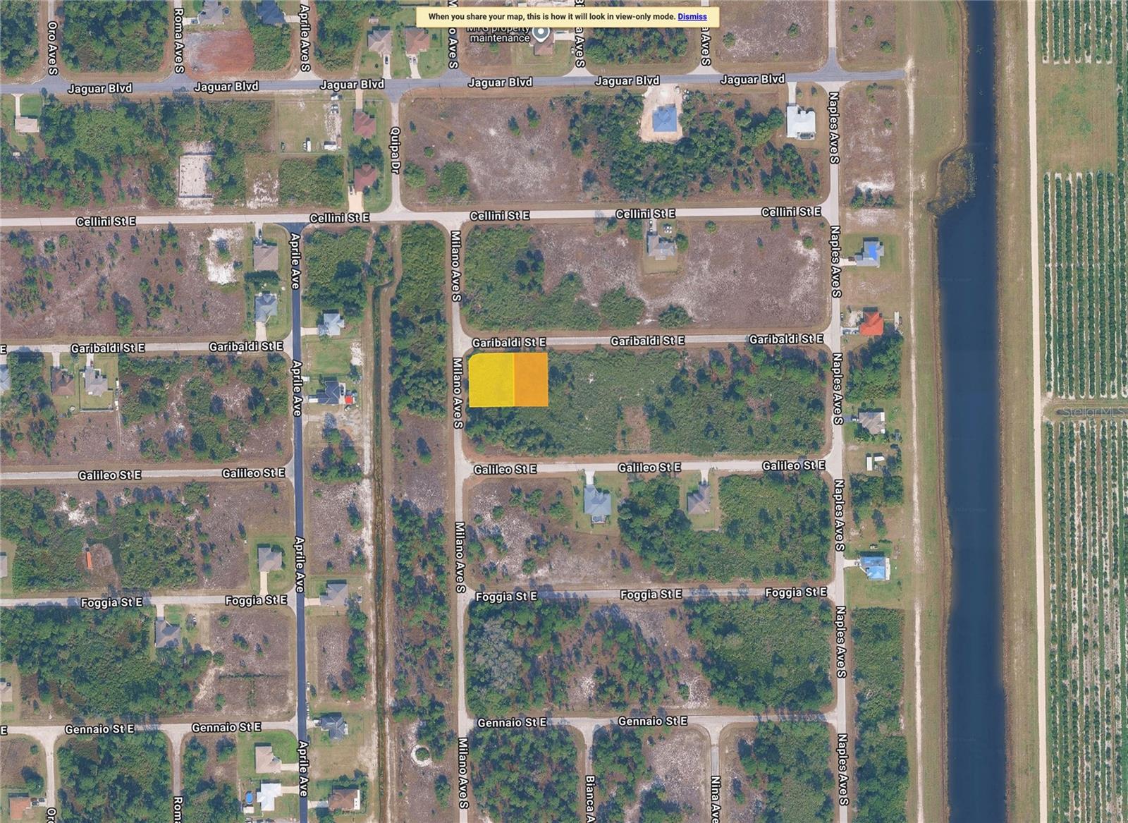 1232 Garibaldi St E Property Photo 1
