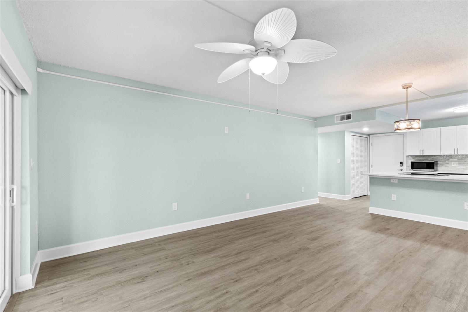 17035 Gulf Blvd #116 Property Photo 11