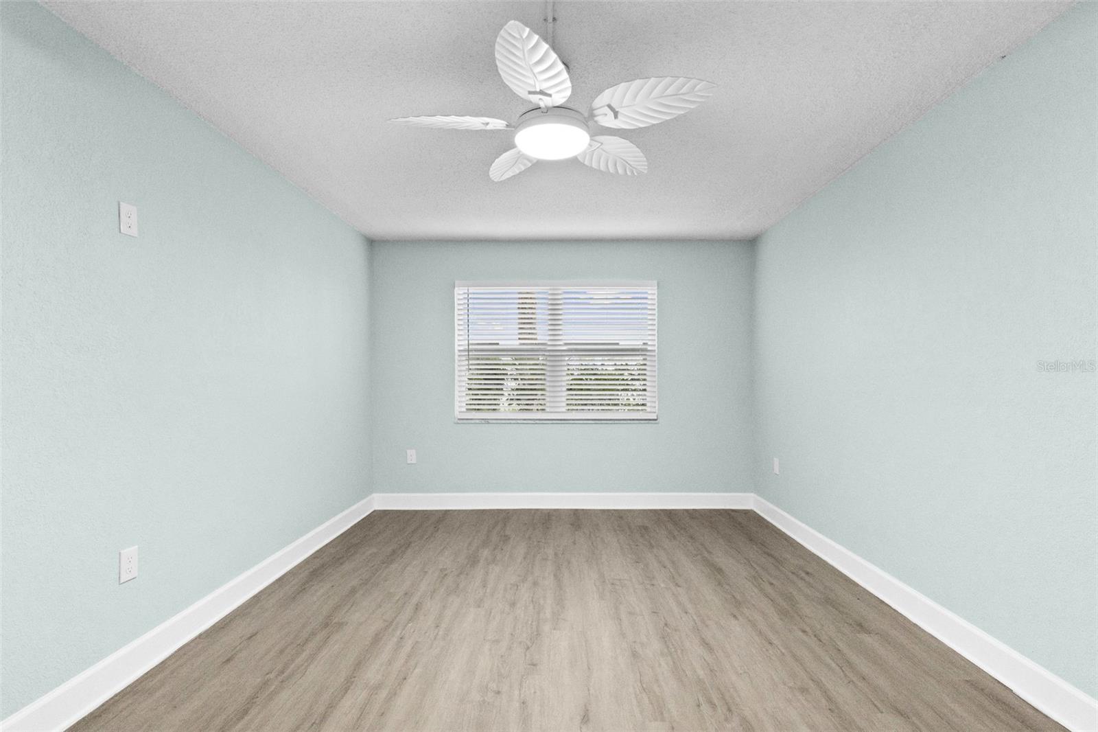 17035 Gulf Blvd #116 Property Photo 15