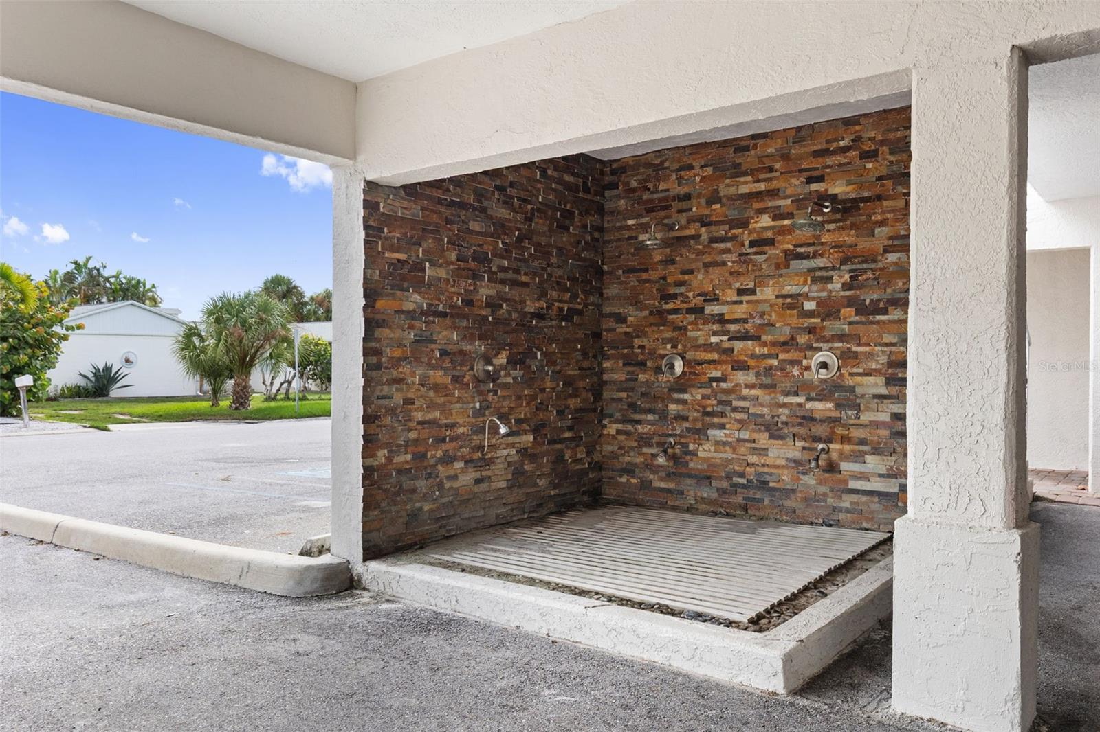 17035 Gulf Blvd #116 Property Photo 29