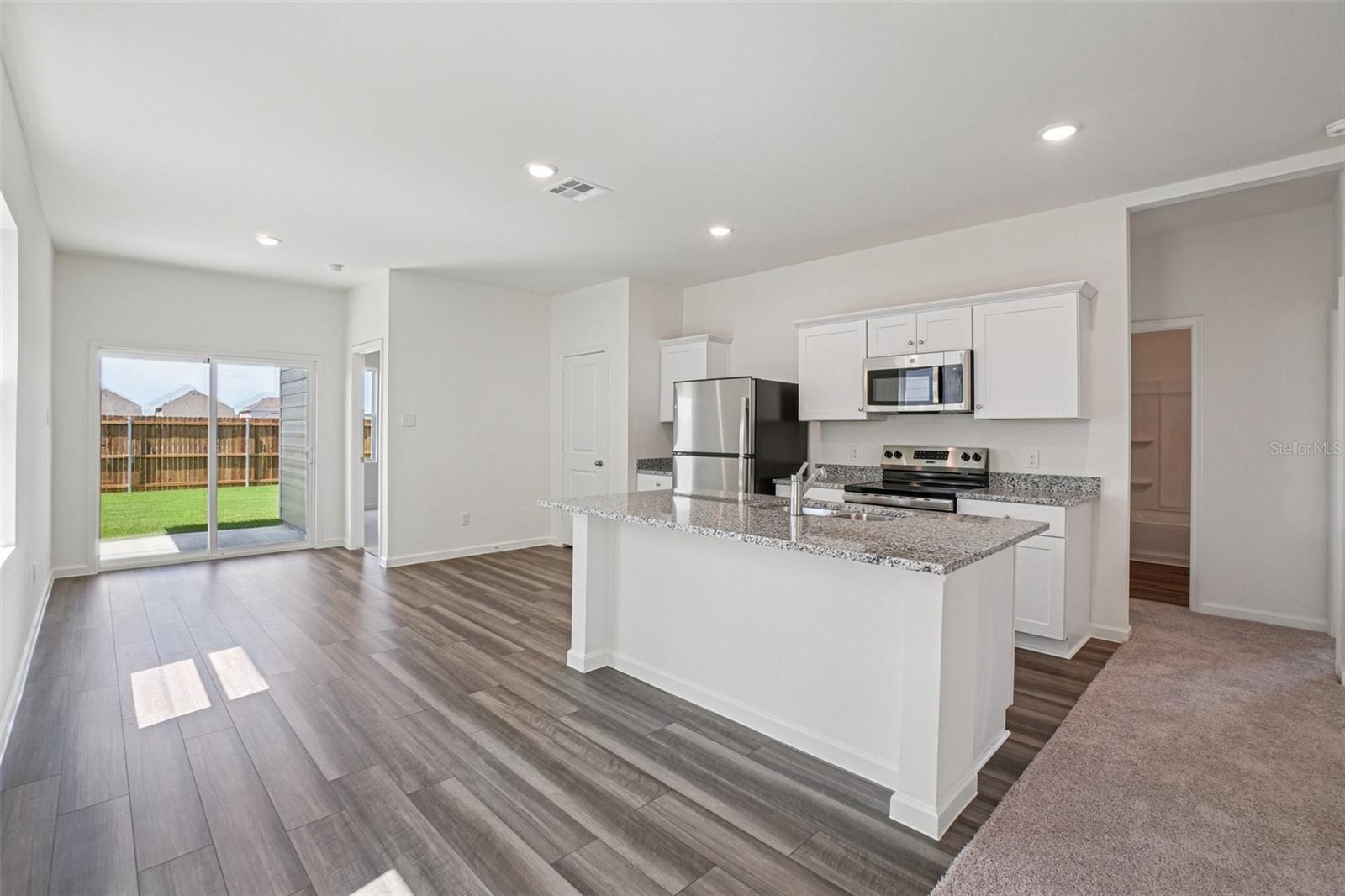 10534 Curving Creek Loop Property Photo 5