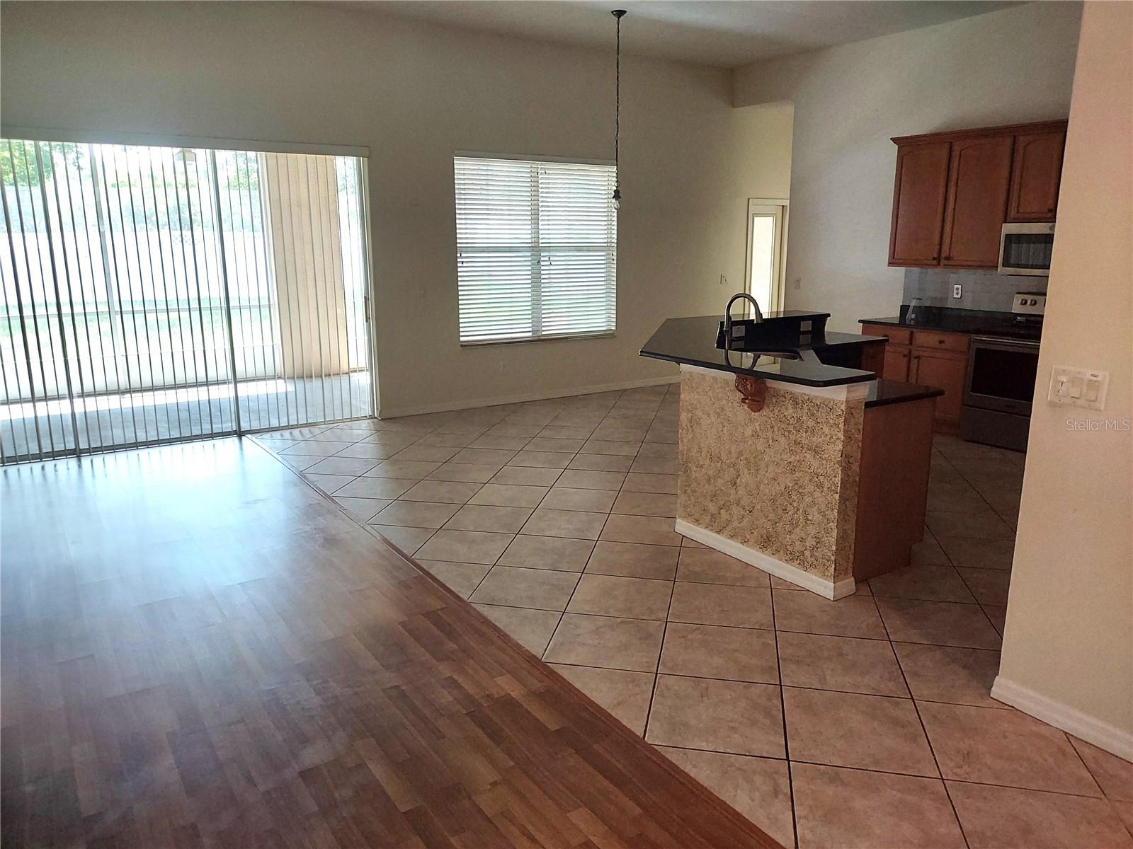 1003 Lumsden Trace Cir Property Photo 4