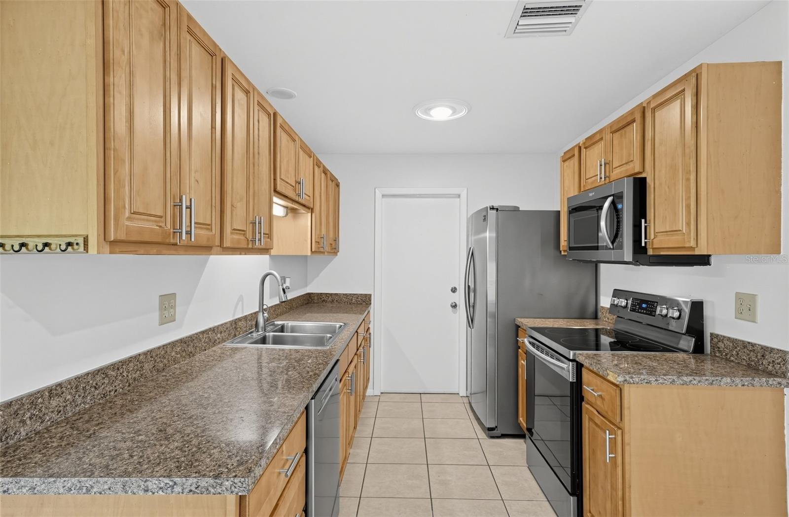 461 Mercer St Nw Property Photo 8