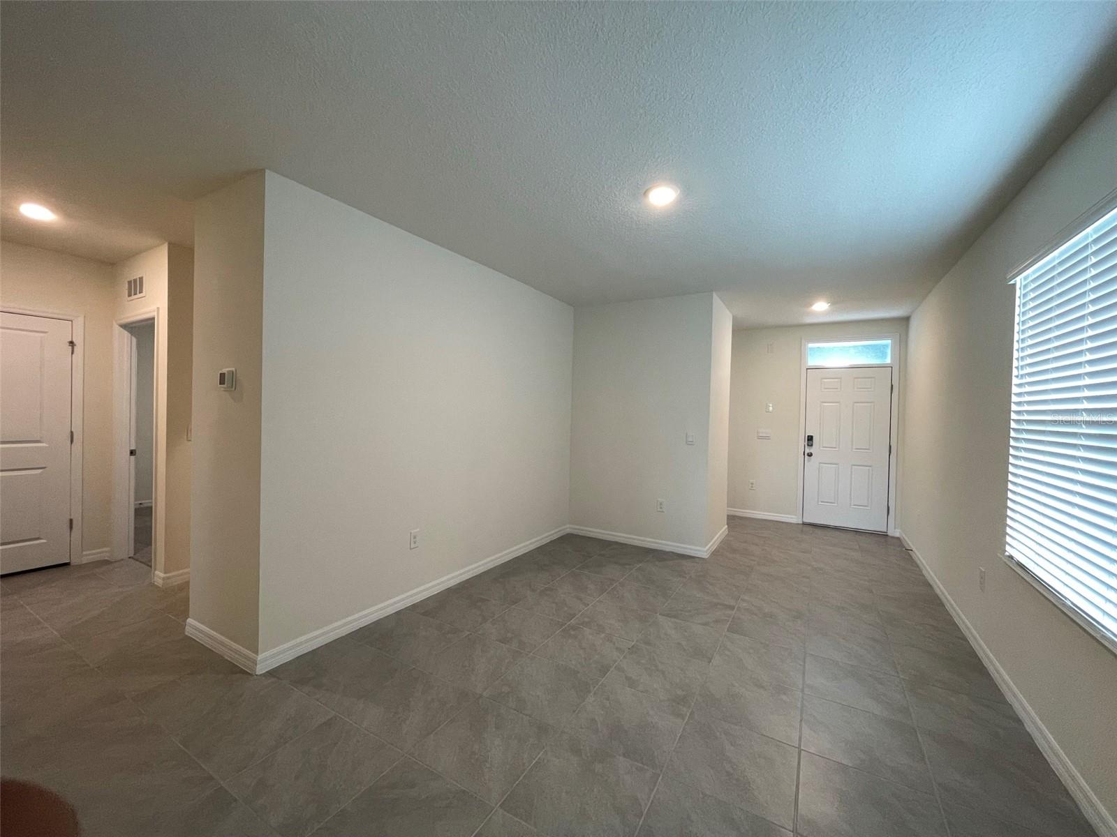 8434 Hardy Bay Loop Property Photo 8
