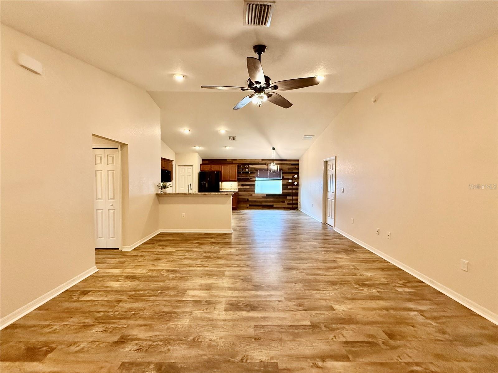 6054 Merrifield Dr Property Photo 7