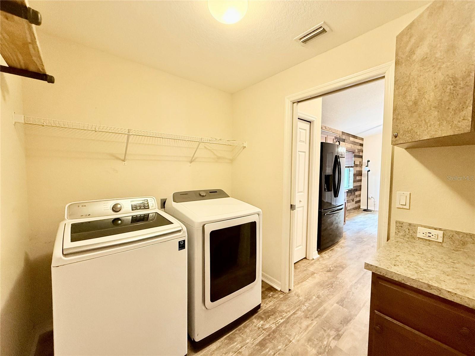 6054 Merrifield Dr Property Photo 17