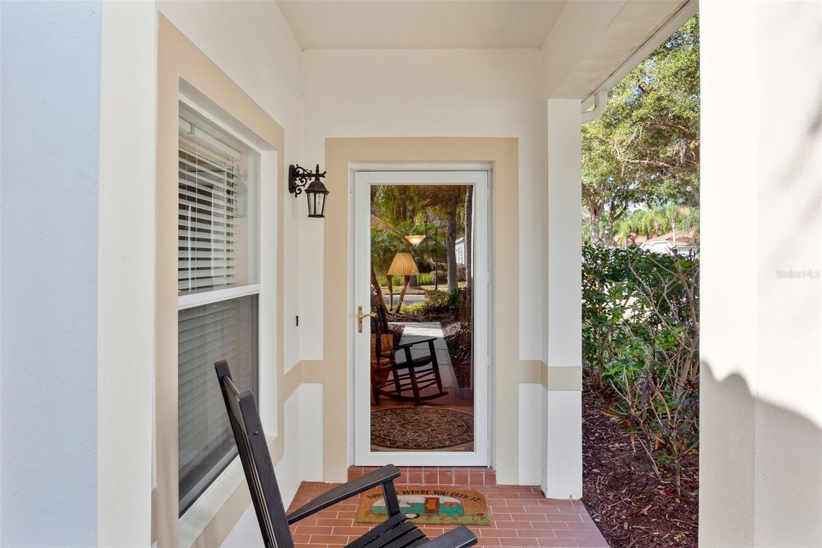 10245 Devonshire Lake Dr Property Photo 2