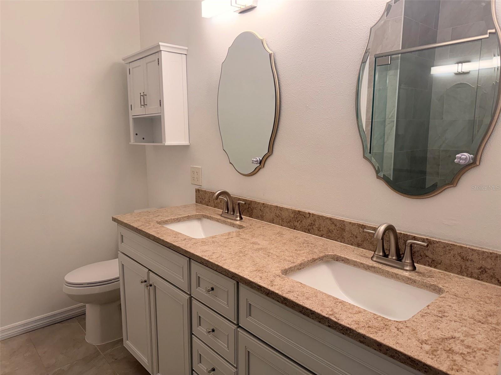 10245 Devonshire Lake Dr Property Photo 11