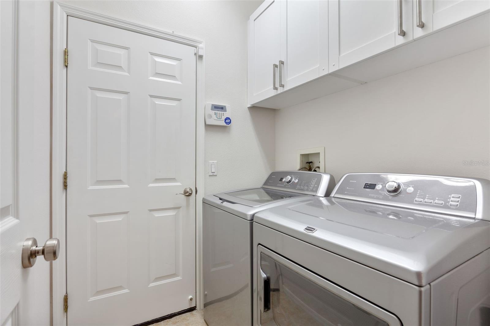 10245 Devonshire Lake Dr Property Photo 15