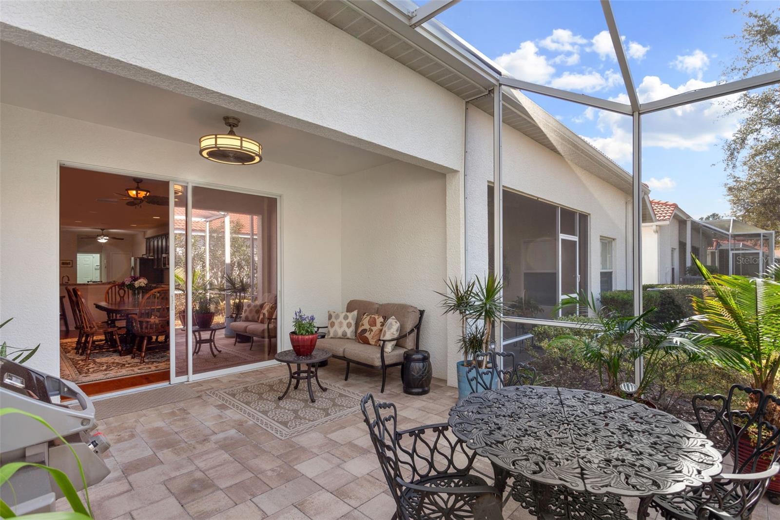 10245 Devonshire Lake Dr Property Photo 18