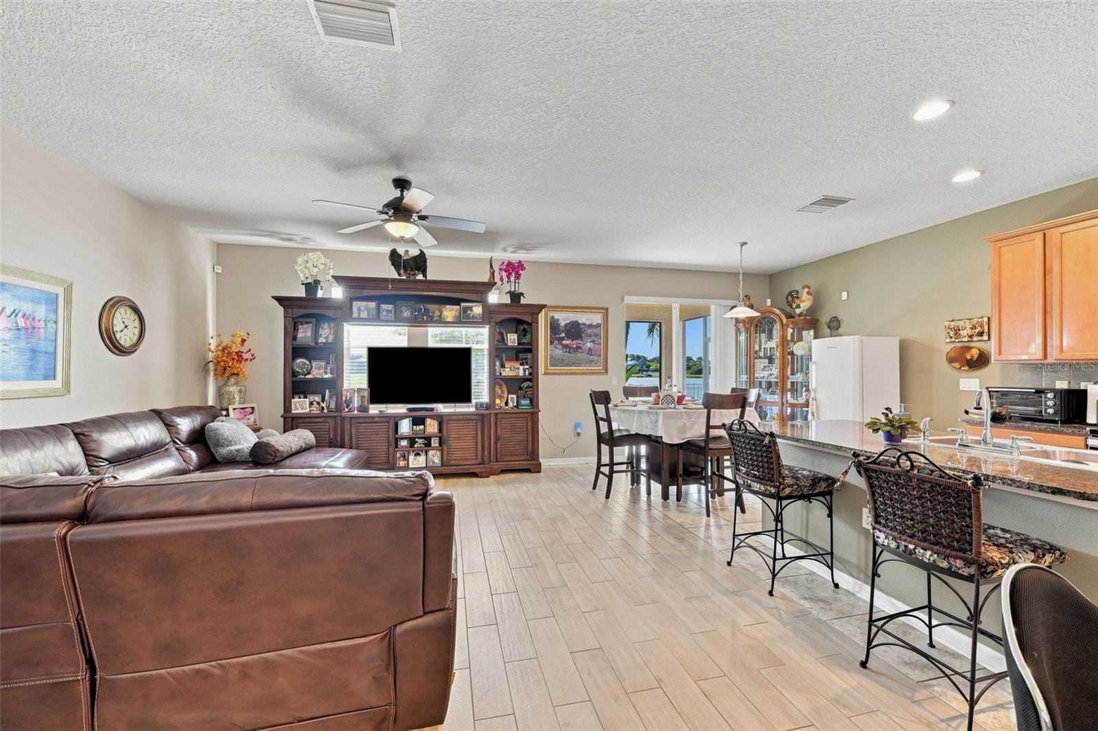 803 Parker Den Dr Property Photo 9