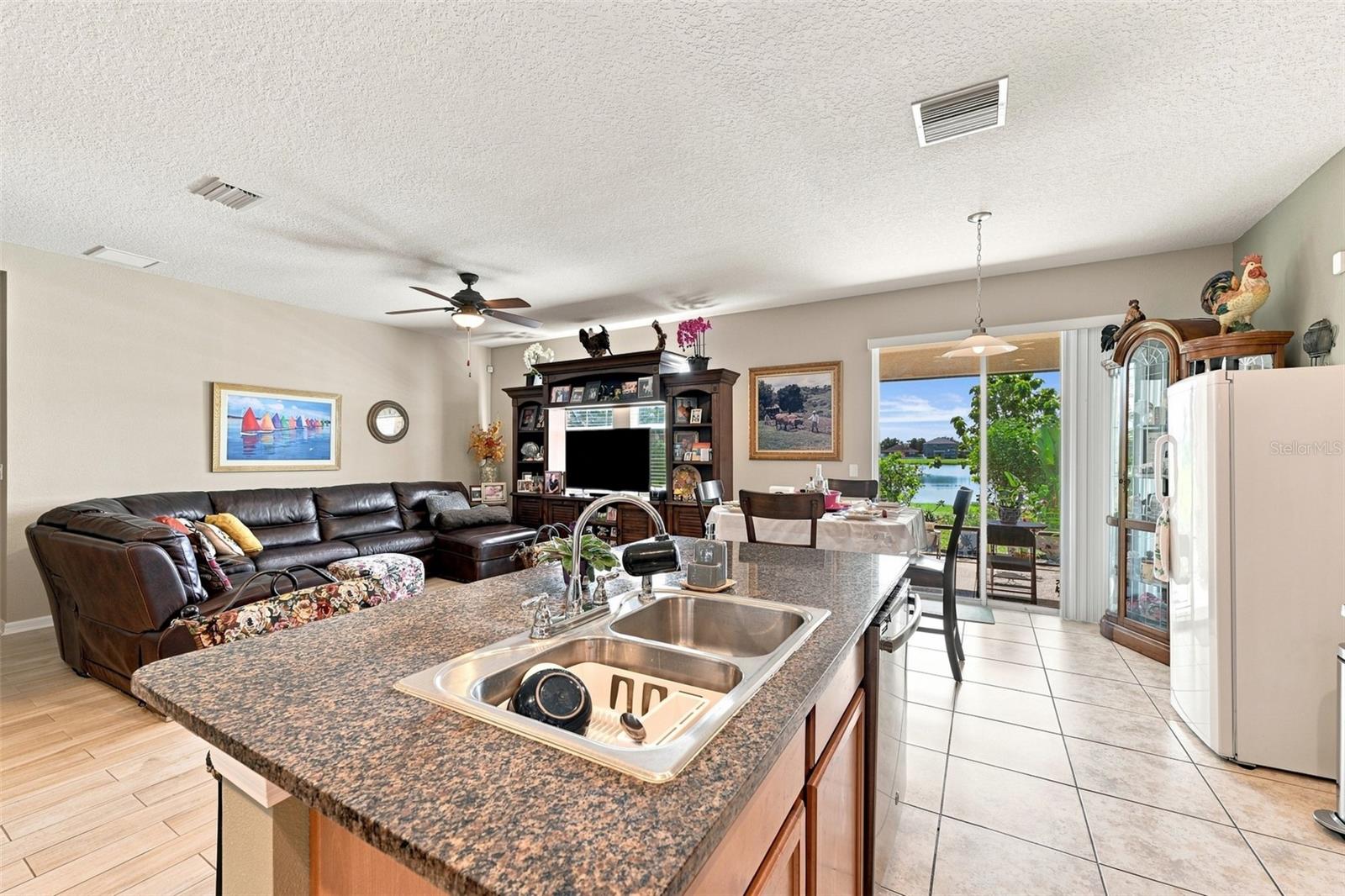 803 Parker Den Dr Property Photo 15
