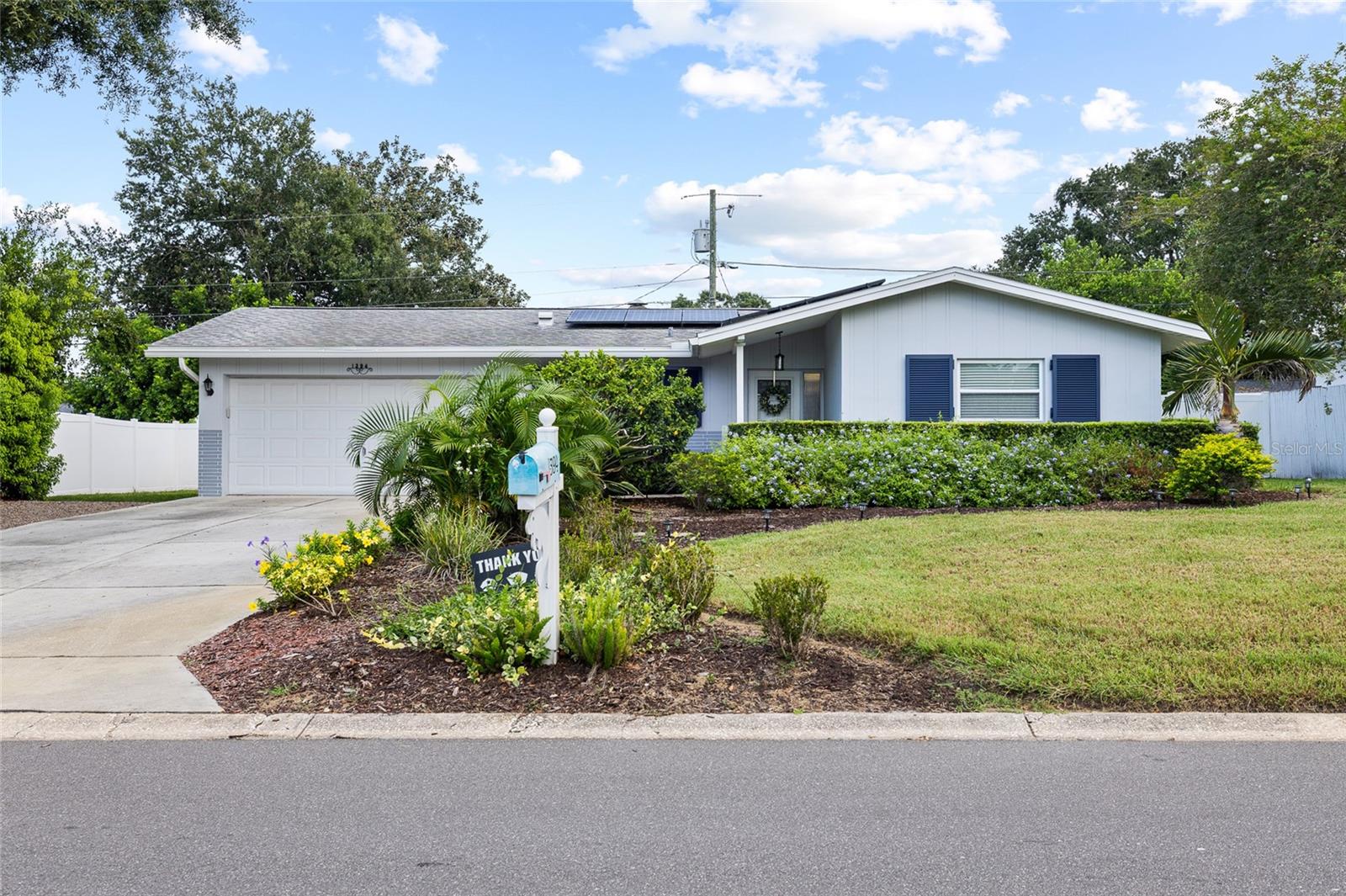 1394 Bellevue Blvd Property Photo 1