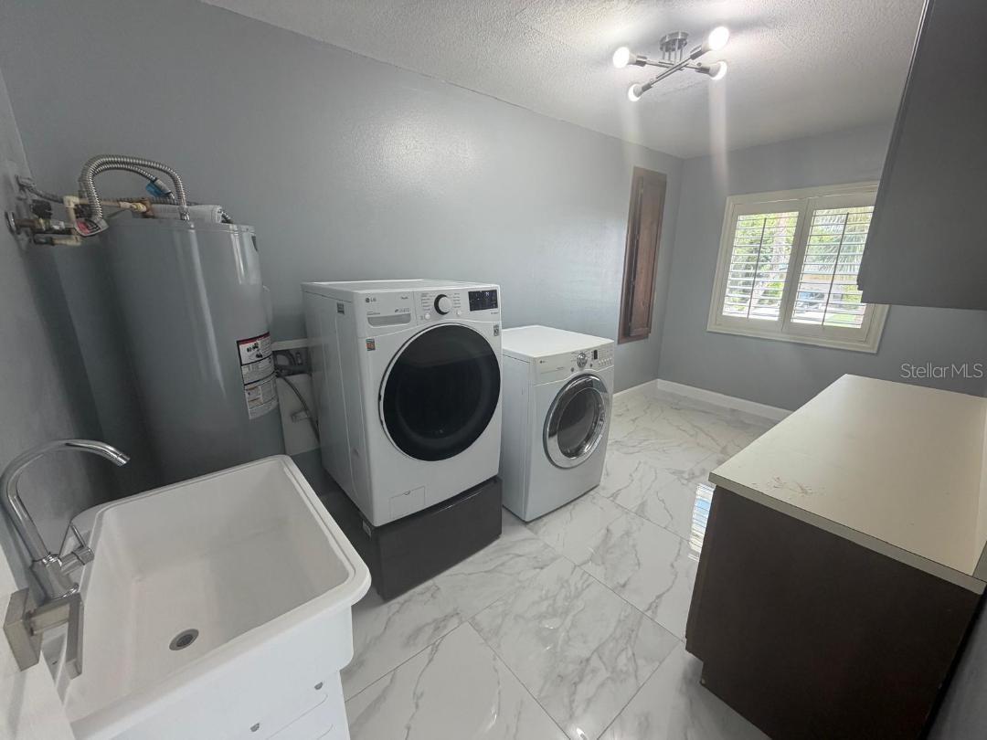607 Ixora Ave Property Photo 42