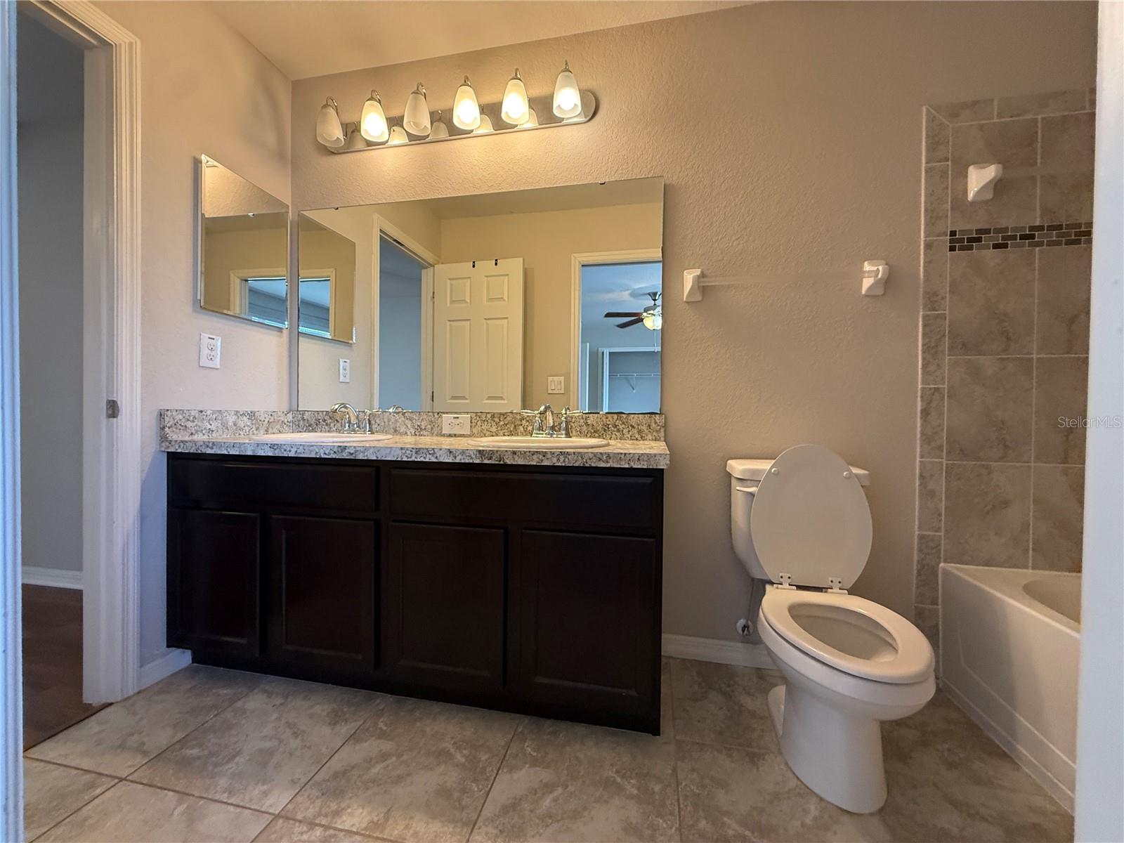 5011 Chipotle Ln Property Photo 18