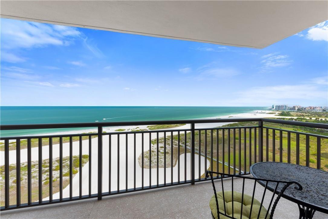 1270 Gulf Blvd #1505 Property Photo 3