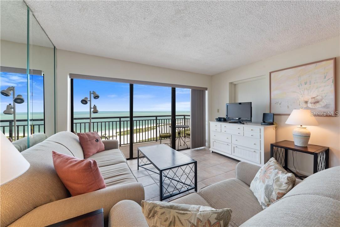 1270 Gulf Blvd #1505 Property Photo 8
