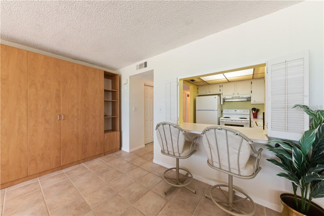 1270 Gulf Blvd #1505 Property Photo 12