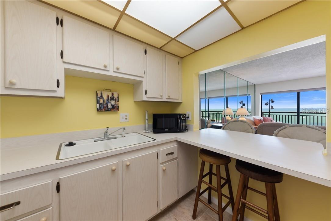 1270 Gulf Blvd #1505 Property Photo 14