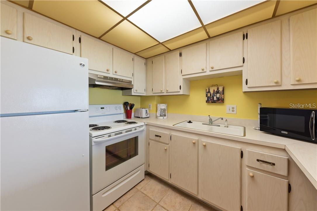 1270 Gulf Blvd #1505 Property Photo 15