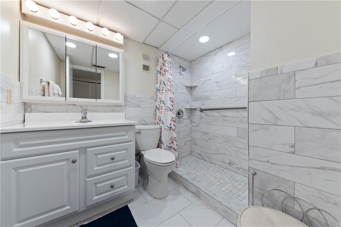 1270 Gulf Blvd #1505 Property Photo 16