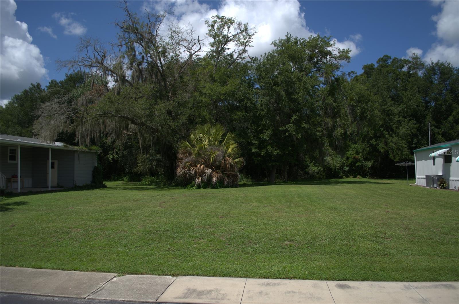 Muller Dr Property Photo 1