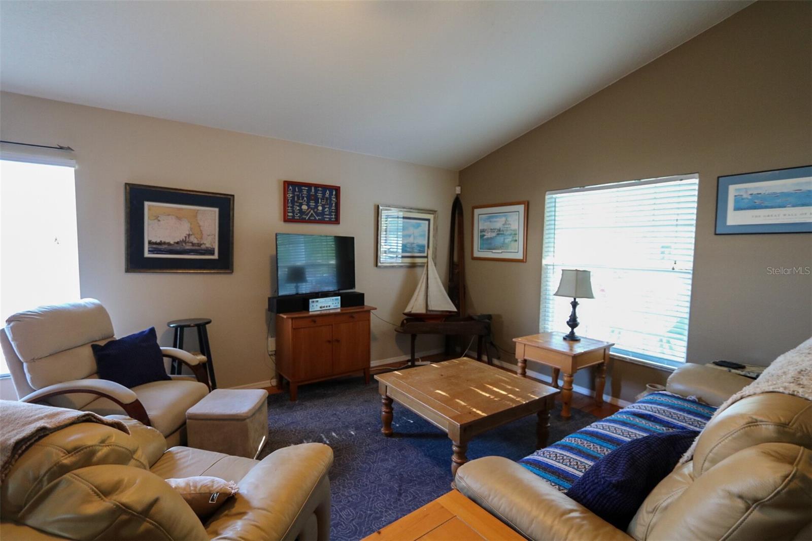 7512 S Mascotte St Property Photo 10