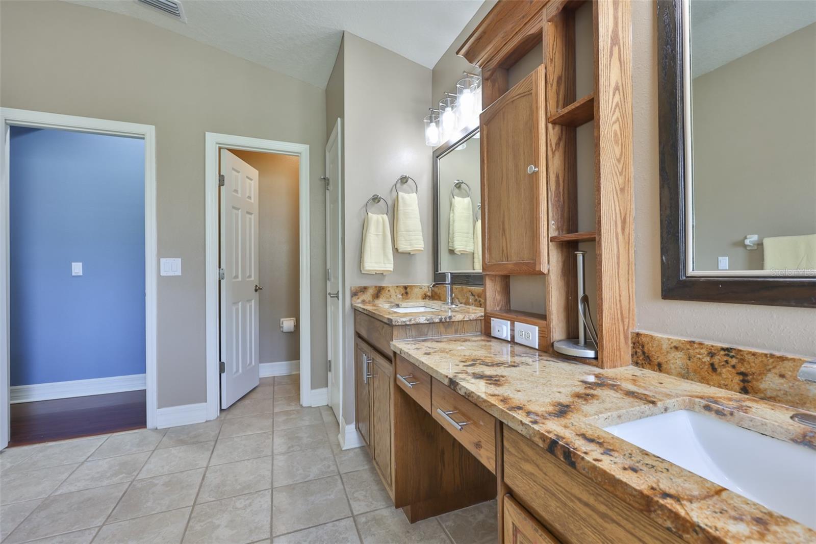 7318 Guilford Pine Ln Property Photo 15