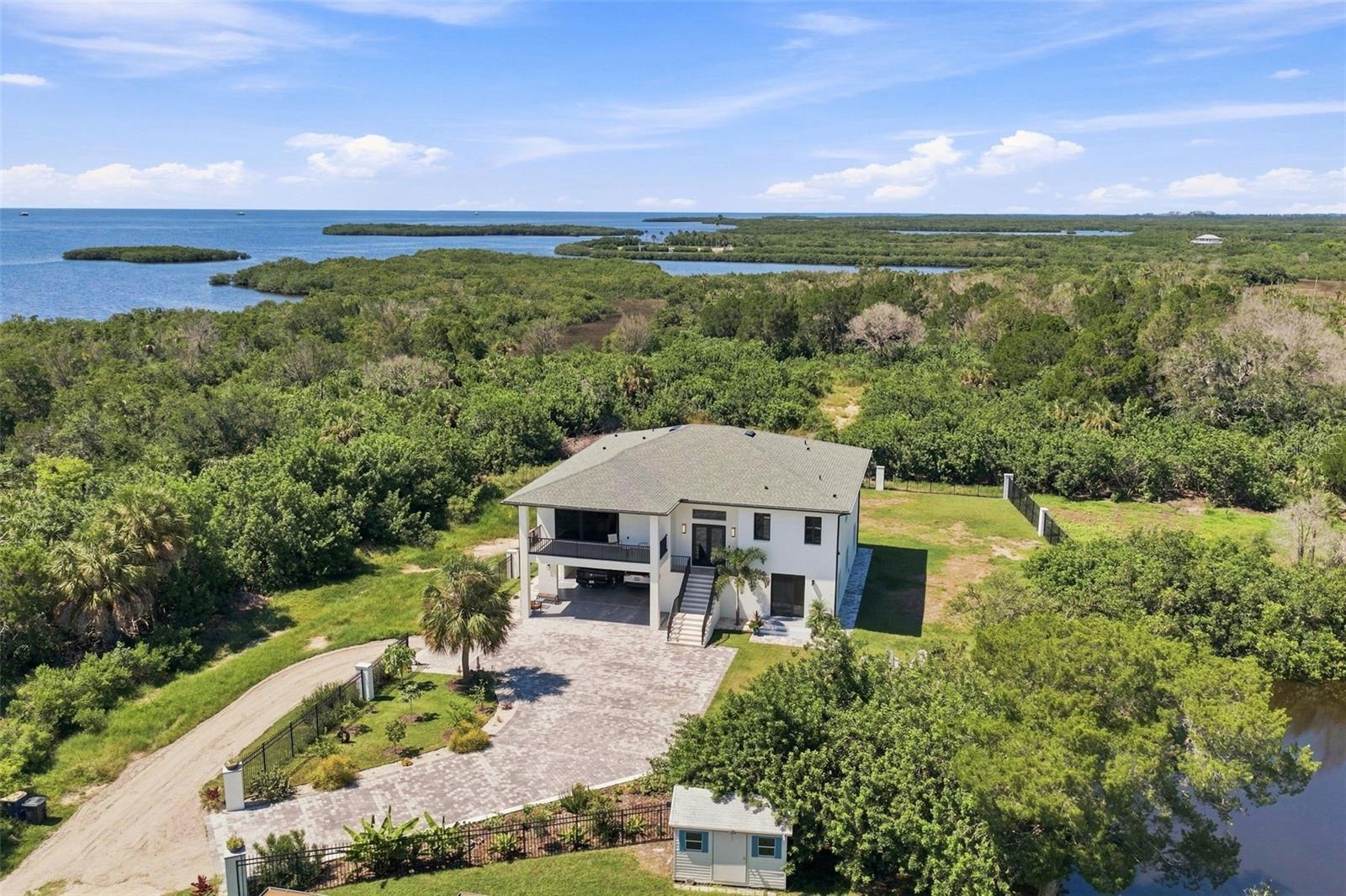 5035 Bay Blvd Property Photo