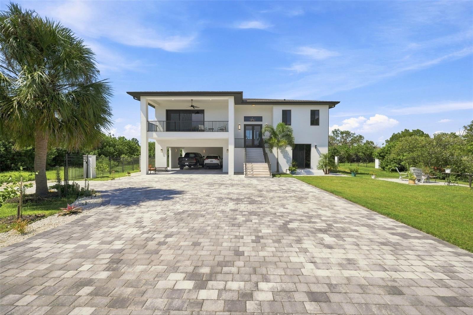 5035 Bay Blvd Property Photo