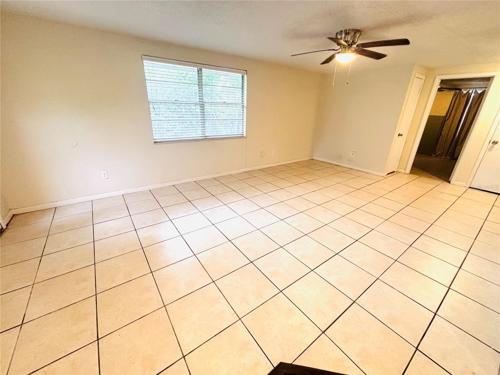 4824 8th St Property Photo 11
