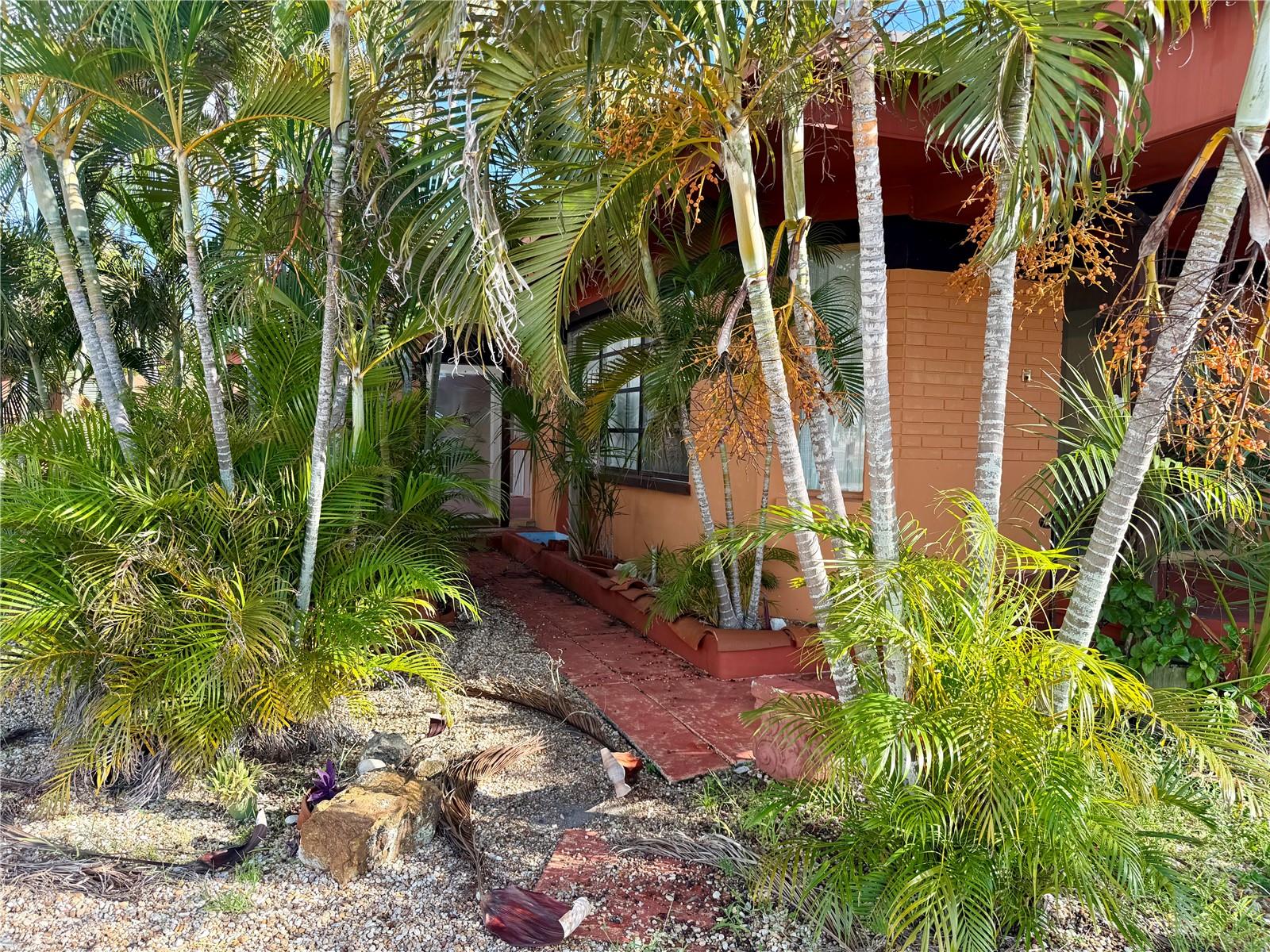 2204 Pennsylvania Ave Property Photo 4
