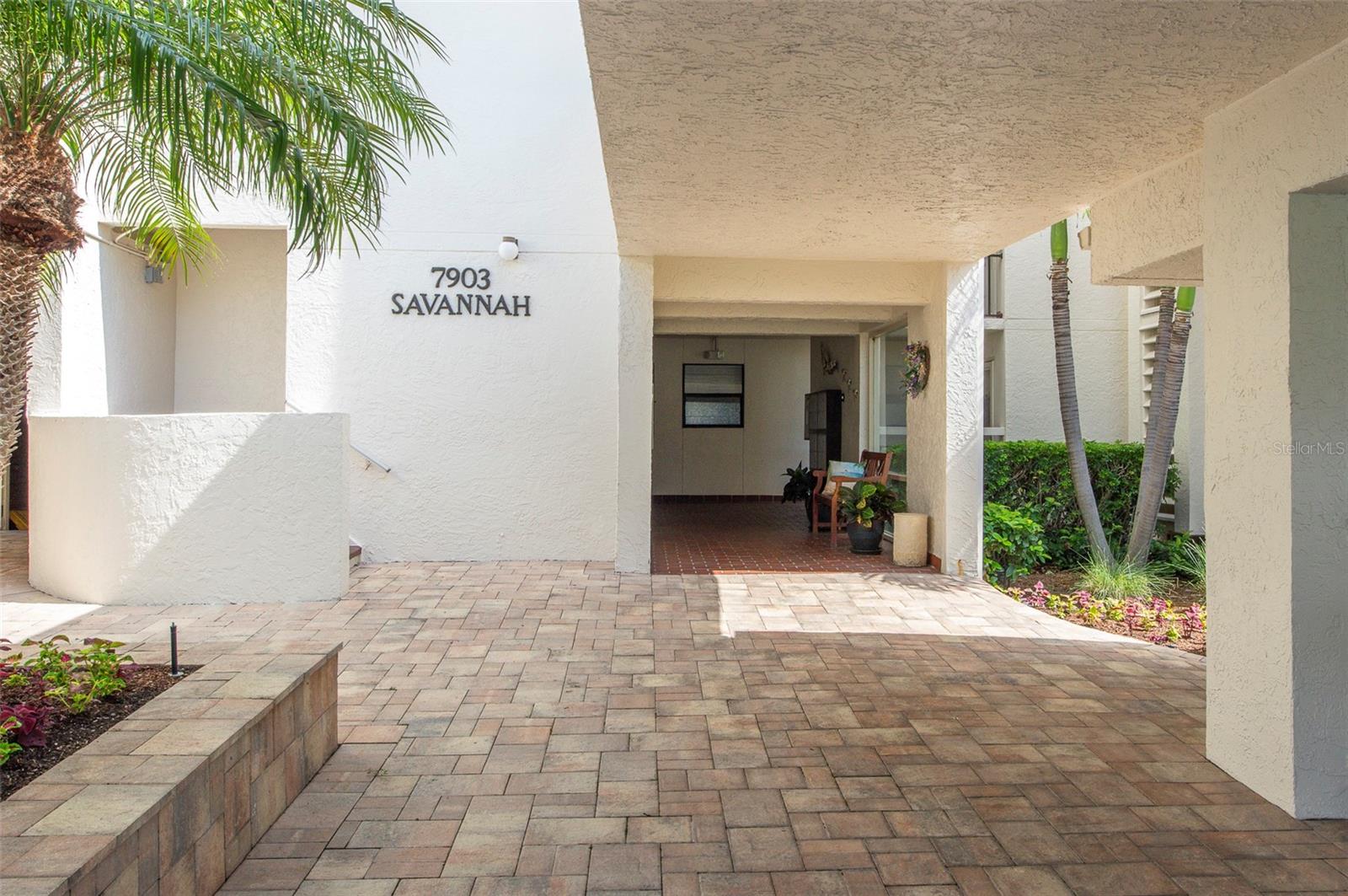7903 Sailboat Key Blvd S #102 Property Photo 2