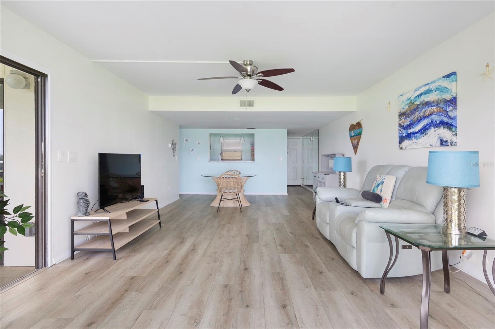 7903 Sailboat Key Blvd S #102 Property Photo 11