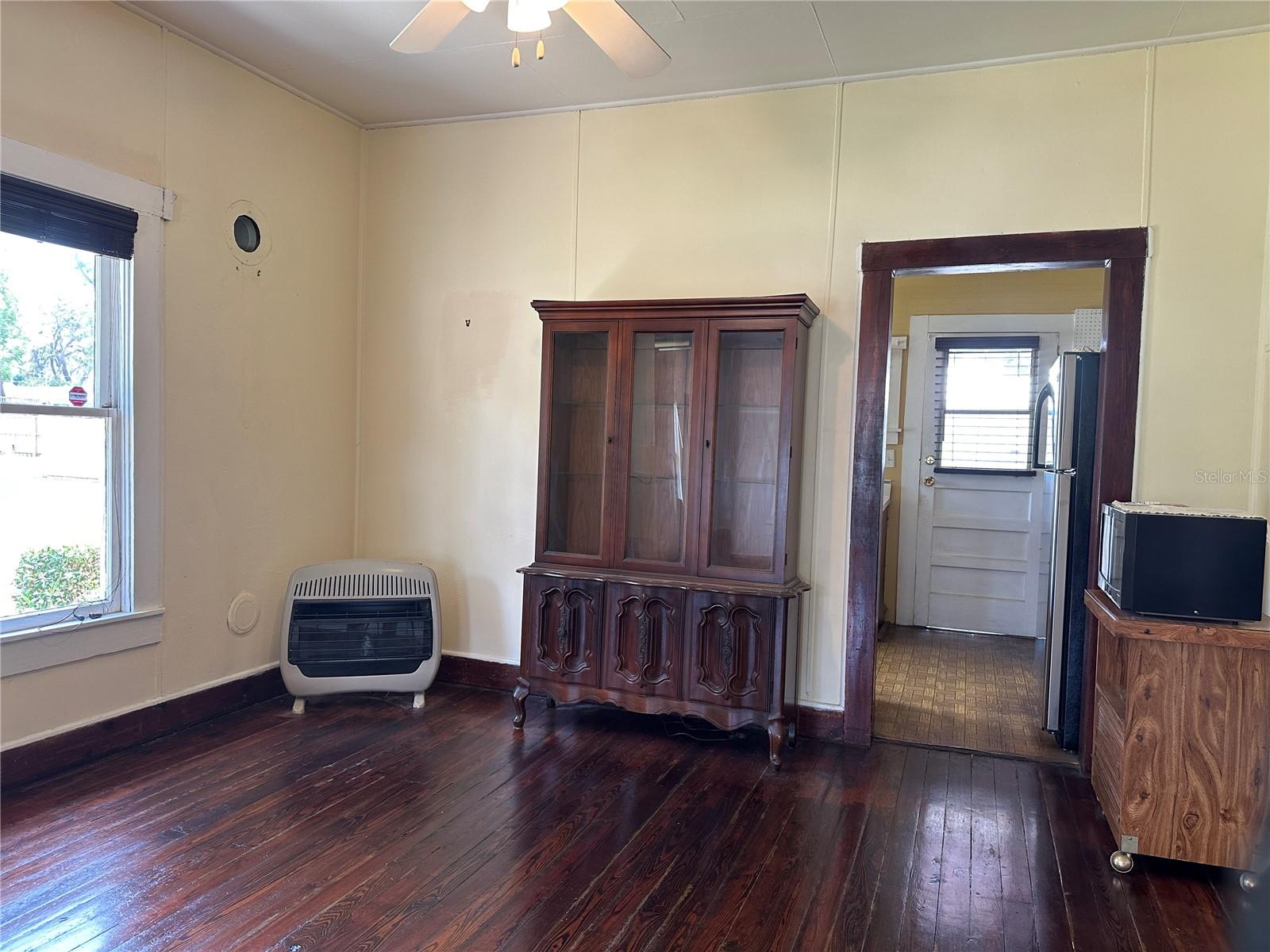 1209 E Ellicott St Property Photo 10